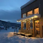 Delikat Omgitt Av Hallingdals Vakre Fjell 펜션 *