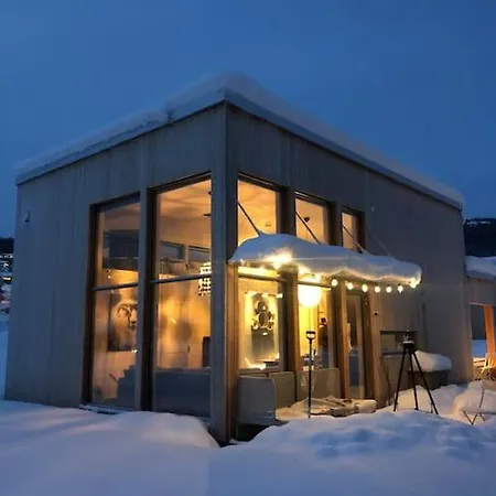 Delikat Omgitt Av Hallingdals Vakre Fjell *